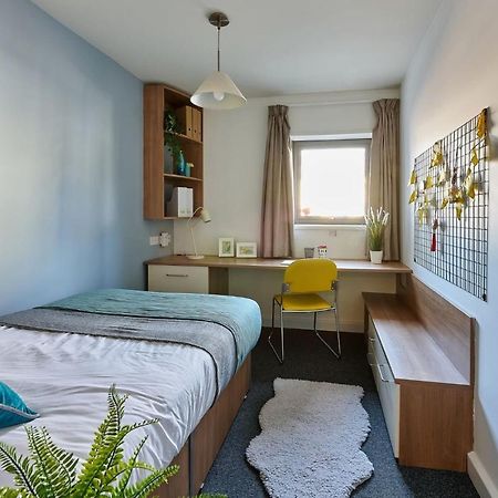 Cosy Ensuite Bedrooms At Trust House Near Exeter City Centre ภายนอก รูปภาพ