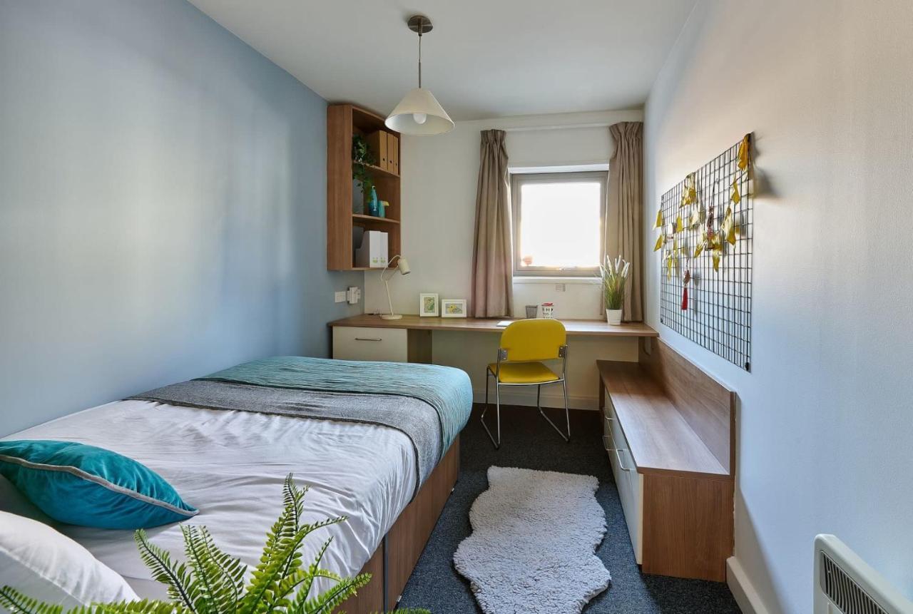 Cosy Ensuite Bedrooms At Trust House Near Exeter City Centre ภายนอก รูปภาพ